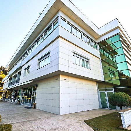 Hotel La Villa Gjakova Buitenkant foto
