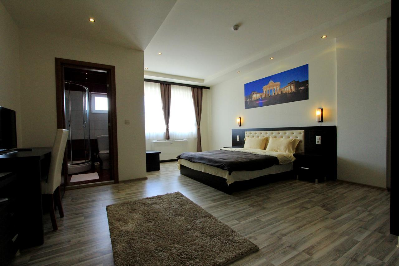 Hotel La Villa Gjakova Kamer foto